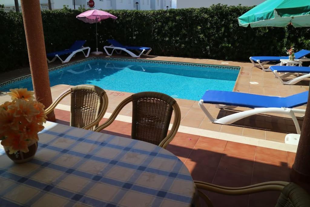 Spectacular Villa With Swimmingpool In Cala Blanca 卡拉布兰卡 外观 照片